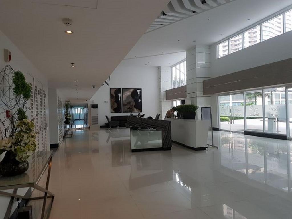 Sm Light Residence - 1Br Condo With Balcony Ff Манила Экстерьер фото